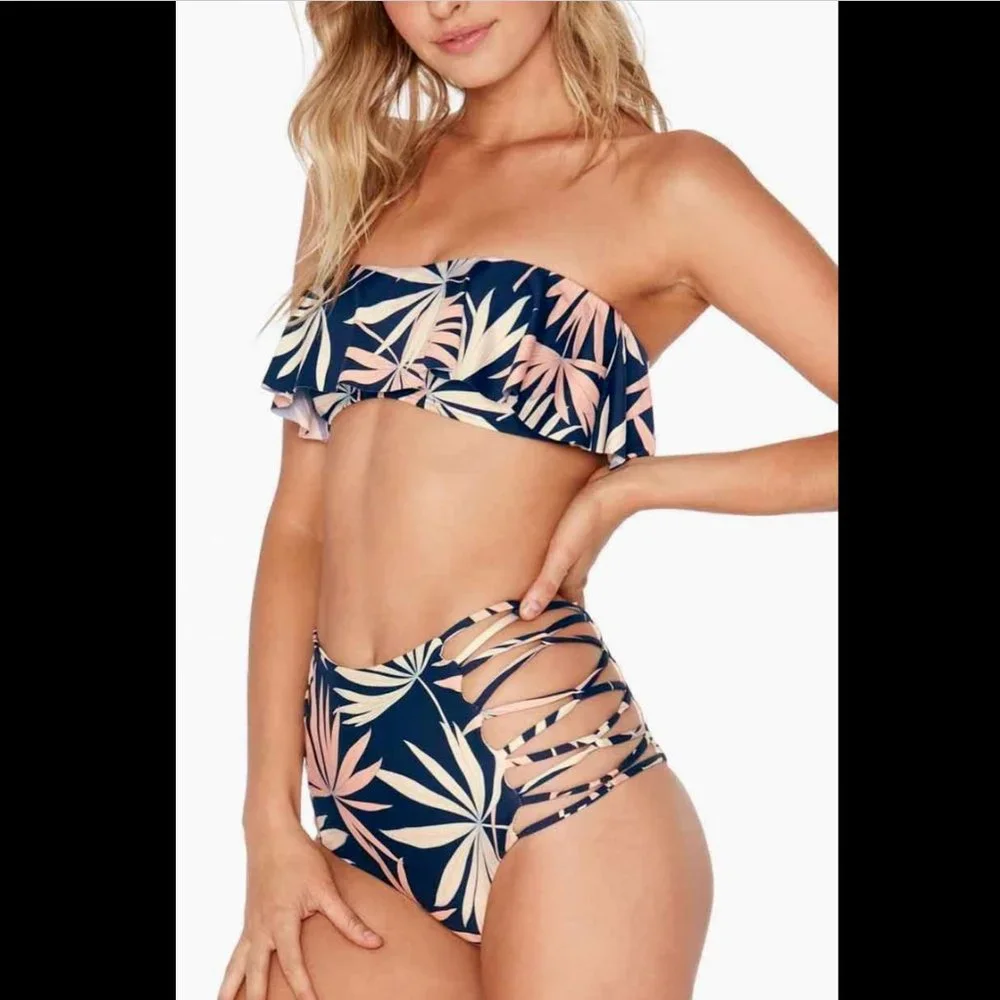 L*SPACE PALMS LYNN RUFFLE BANDEAU TUBE TOP TRIPP BOTTOM SWIMWEAR 2PC. SET